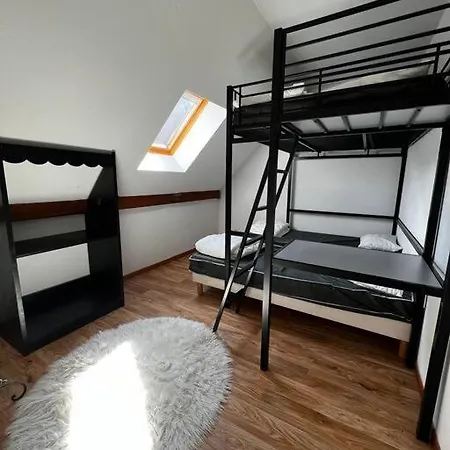 別荘 Charmant Logement Dans *